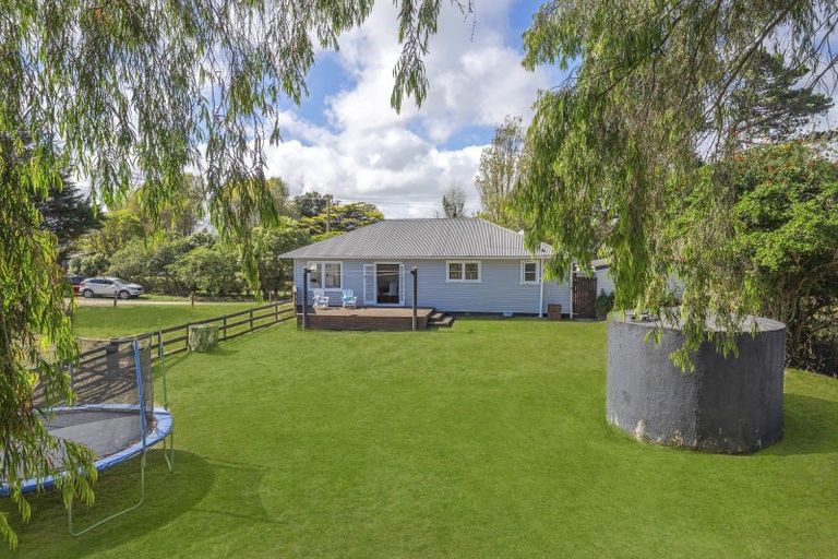 Photo of property in 189 Swamp Road, Te Horo, Otaki, 5581