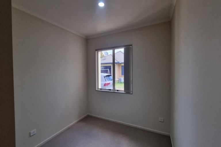 Photo of property in 58 Matene Place, Papamoa Beach, Papamoa, 3118