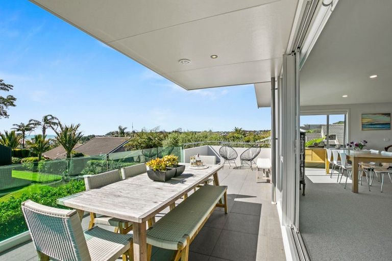 Photo of property in 17b Shearer Drive, Oakura, 4314