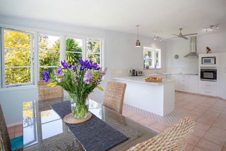 Photo of property in 8 Lacebark Lane, Waipapa, 0230