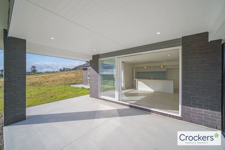 Photo of property in 1522a Old North Road, Helensville, 0875
