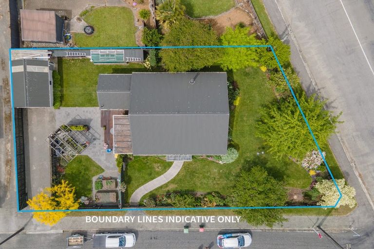 Photo of property in 77 Belt Street, Waimate, 7924