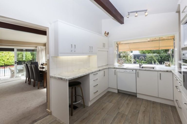 Photo of property in 6 Rutherglen Avenue, Ilam, Christchurch, 8041