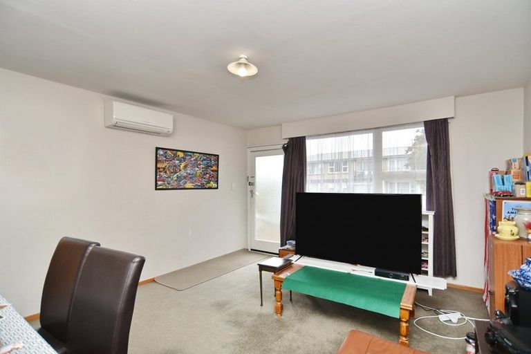 Photo of property in 8 Packe Street, Edgeware, Christchurch, 8013