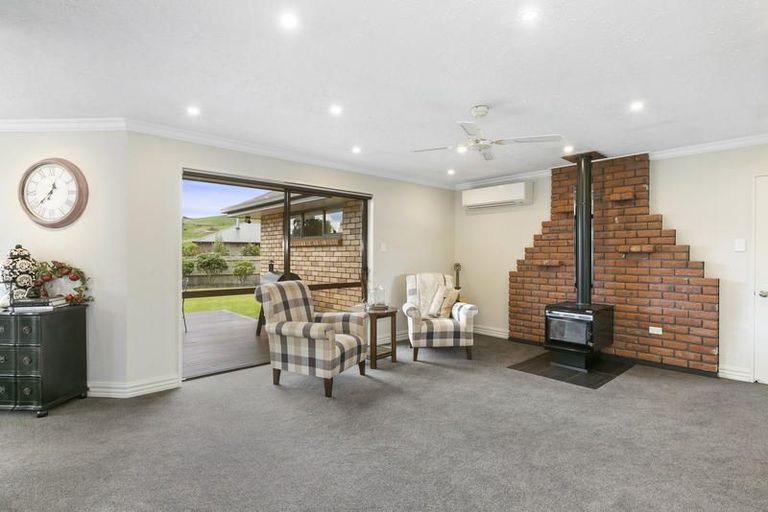 Photo of property in 33 Woodland Avenue, Mosgiel, 9024