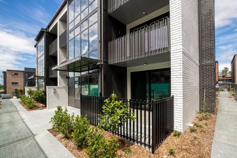 Photo of property in 101/25 Potter Avenue, Northcote, Auckland, 0627