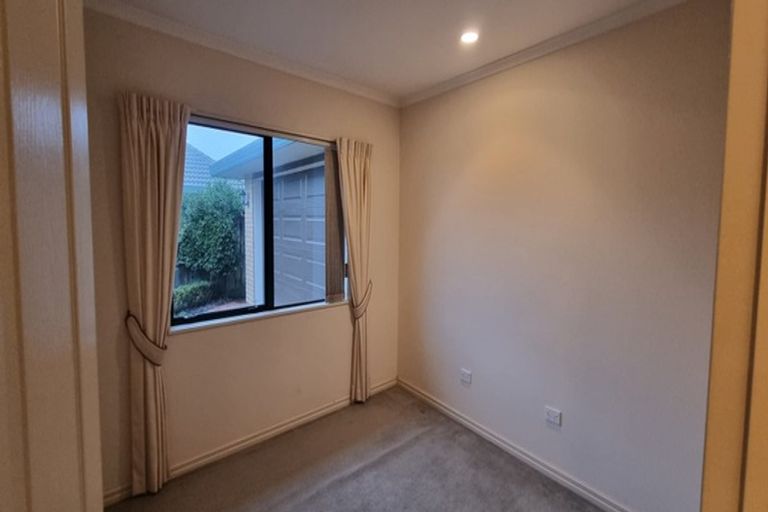 Photo of property in 9 Rosberg Place, Mount Maunganui, 3116