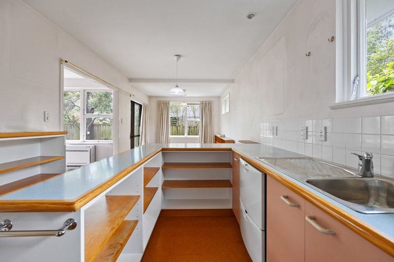 Photo of property in 20 Ashfield Place, Ilam, Christchurch, 8041