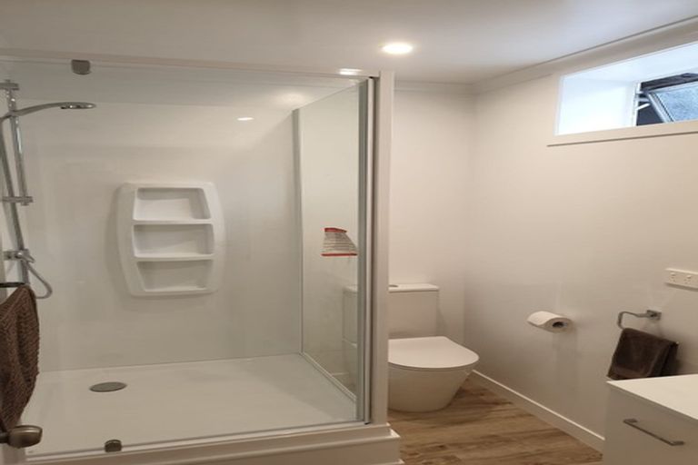 Photo of property in 41 Elliston Crescent, Stanmore Bay, Whangaparaoa, 0932