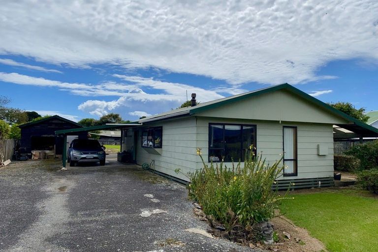 Photo of property in 3 Wharf Road, Karamea, 7893