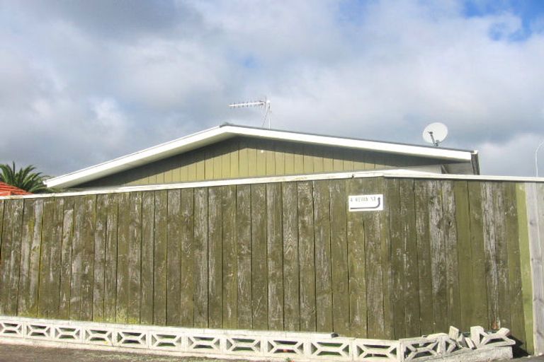 Photo of property in 4 Rewa Street, Takaro, Palmerston North, 4412