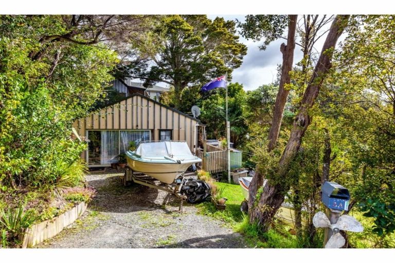 Photo of property in 5 Woodlands Avenue, Snells Beach, 0920