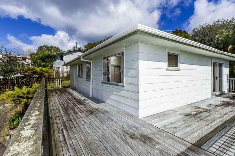 Photo of property in 41 Bayview Road, Bayview, Auckland, 0629