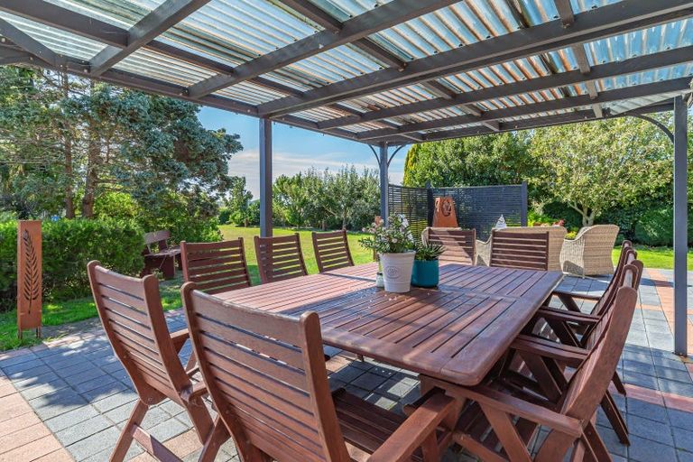 Photo of property in 389 Kawiu Road, Levin, 5510