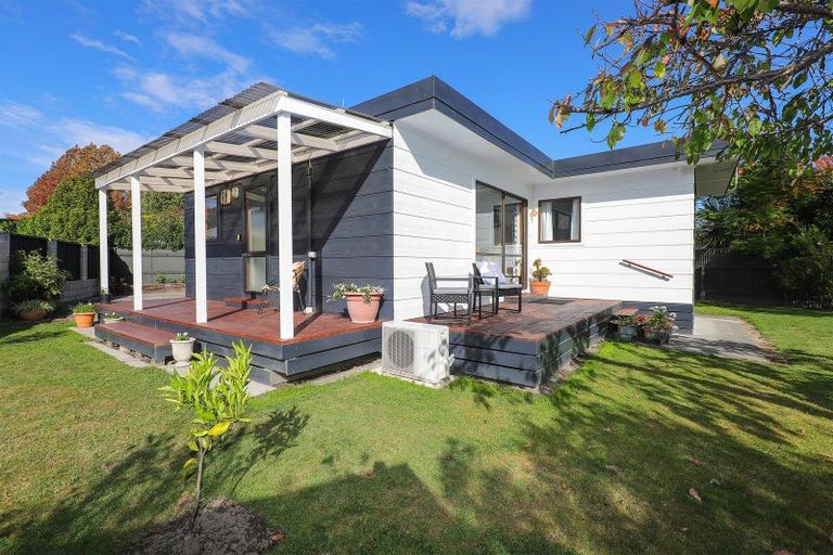 Photo of property in 31a Neeve Road, Taradale, Napier, 4112