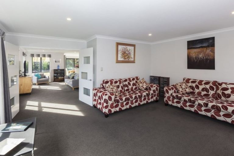 Photo of property in 9 Kohunga Crescent, Bottle Lake, Christchurch, 8083
