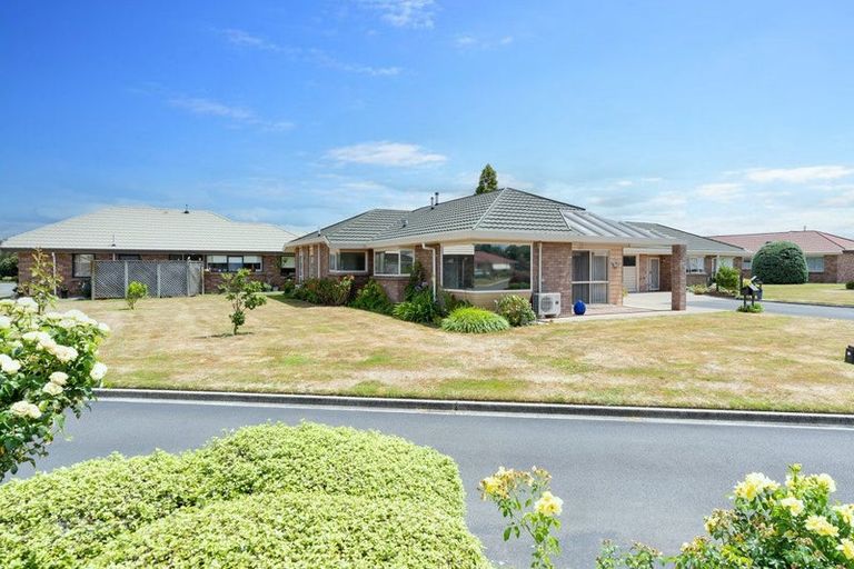 Photo of property in 105/4 Admiral Crescent, Flagstaff, Hamilton, 3210