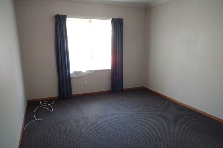 Photo of property in 4/64 Gibbons Street, Ebdentown, Upper Hutt, 5018