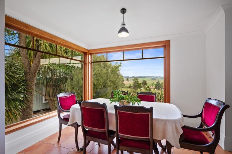 Photo of property in 376 Mangakura Road, Helensville, 0875