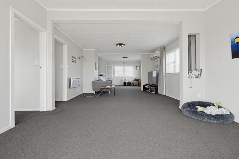 Photo of property in 9a Kawaha Point Road, Fairy Spring, Rotorua, 3015