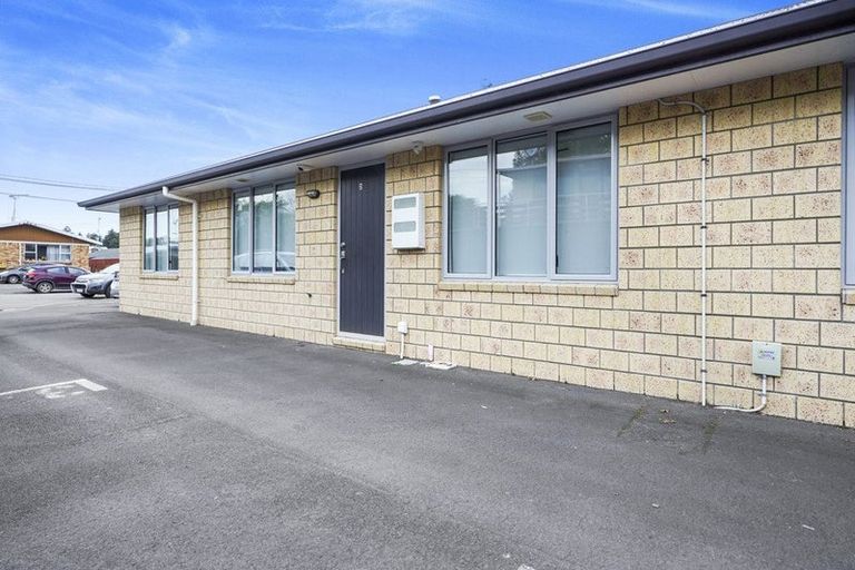 Photo of property in 2/3 June Place, Hamilton East, Hamilton, 3216