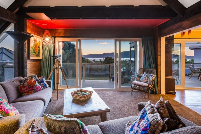 Photo of property in 19 Manly Street, Paraparaumu Beach, Paraparaumu, 5032