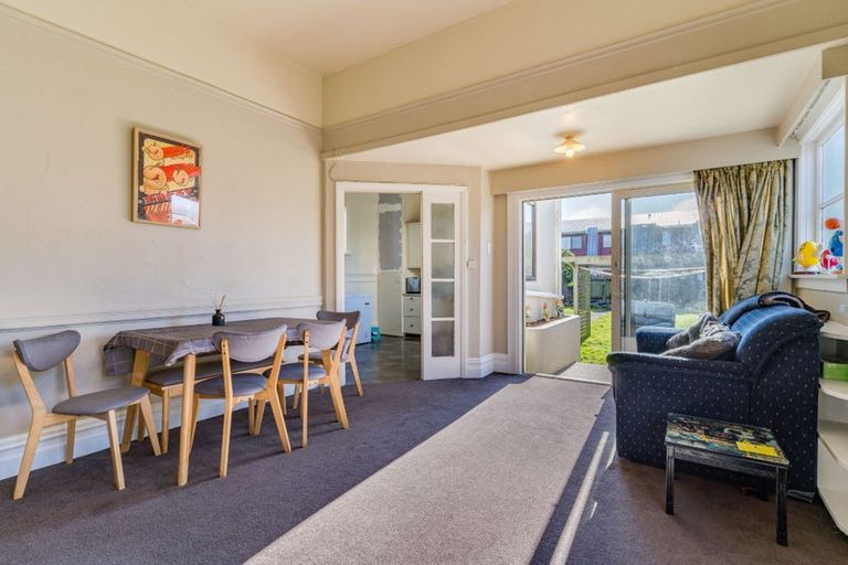 Photo of property in 40 Oxford Street, South Dunedin, Dunedin, 9012