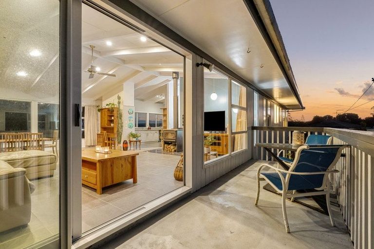 Photo of property in 48 Ronald Avenue, Glenbrook, Waiuku, 2681