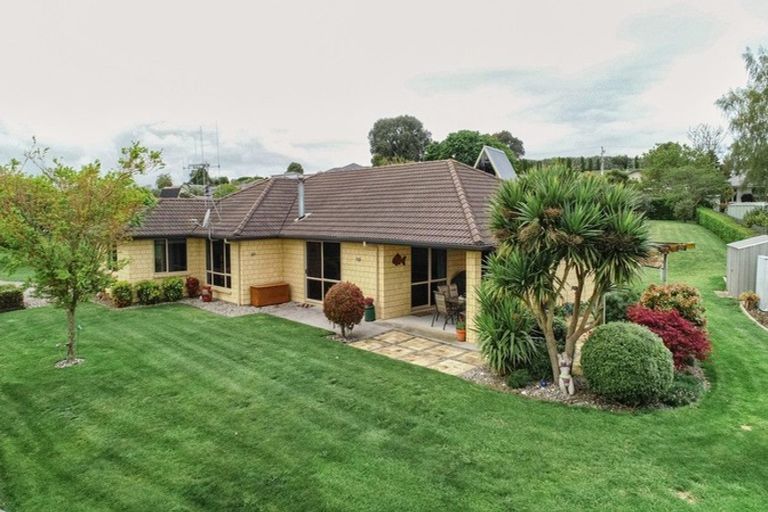 Photo of property in 98 Ash Grove, Te Awamutu, 3800