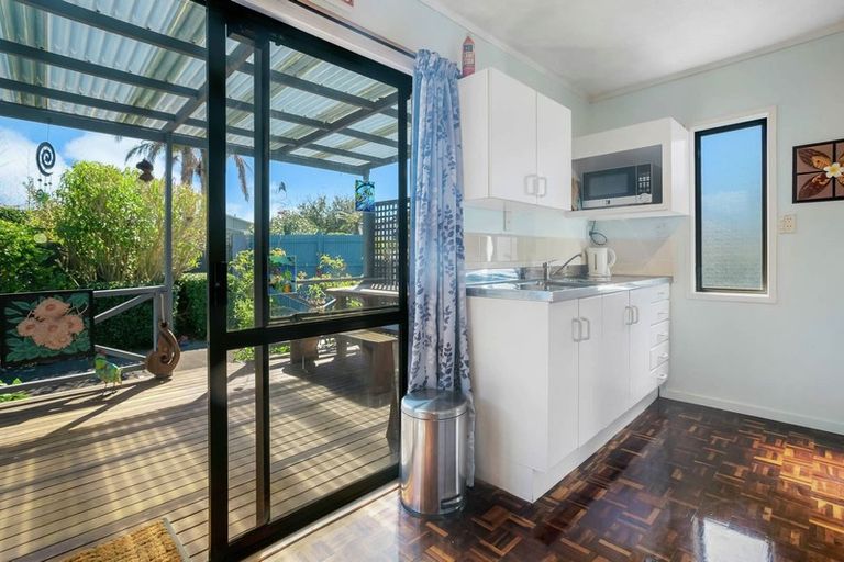 Photo of property in 2/23 Swan Crescent, Pakuranga, Auckland, 2010