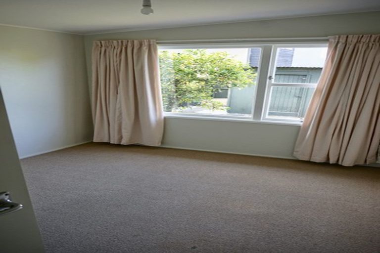 Photo of property in 83 Holly Road, St Albans, Christchurch, 8014