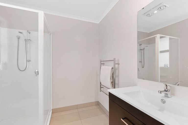 Photo of property in 4 Laly Haddon Place, Matakana, Warkworth, 0985