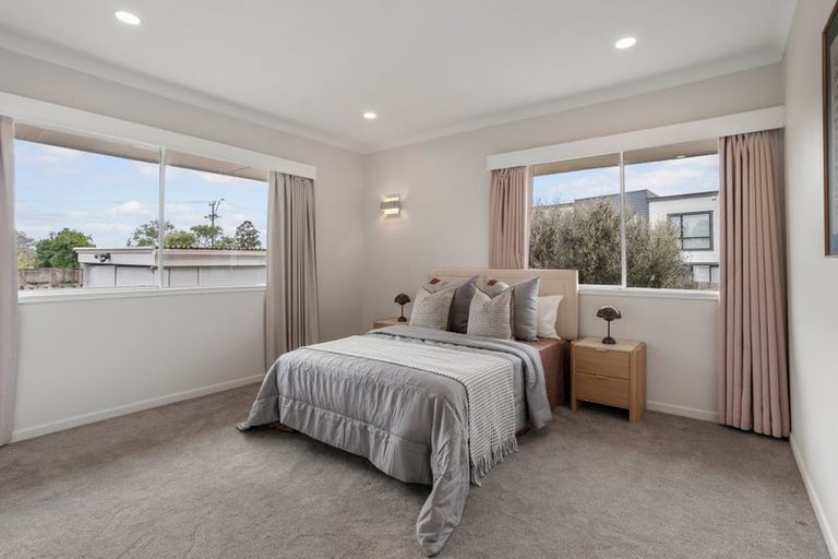 Photo of property in 186 Rangatira Road, Beach Haven, Auckland, 0626