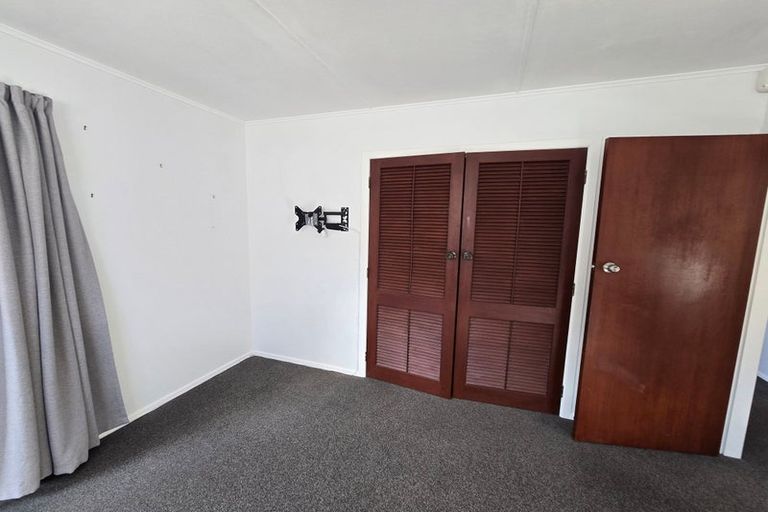 Photo of property in 53 Norana Road, Timberlea, Upper Hutt, 5018