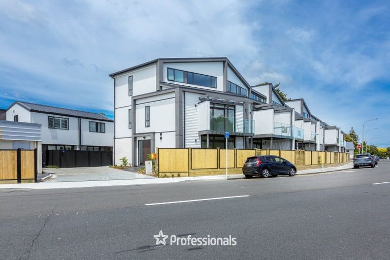Photo of property in 1 Myrtle Street, Hutt Central, Lower Hutt, 5010