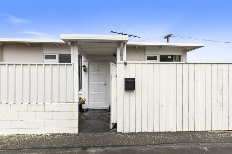 Photo of property in 7/41 Cuba Street, Petone, Lower Hutt, 5012