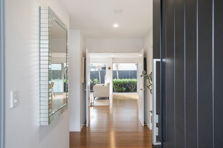 Photo of property in 95a Edgeware Road, St Albans, Christchurch, 8014