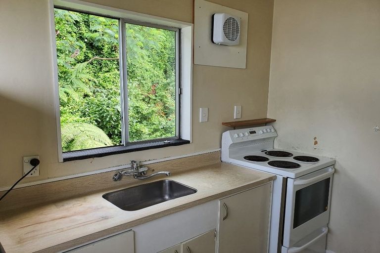 Photo of property in 86 Mitchell Street, Brooklyn, Wellington, 6021