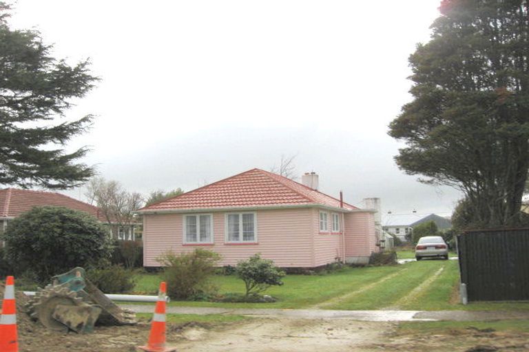 Photo of property in 61 Turner Street, Edendale, 9825