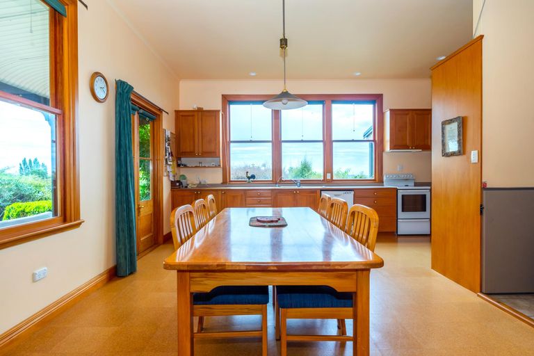 Photo of property in 1 Macdonald Street, Geraldine, 7930