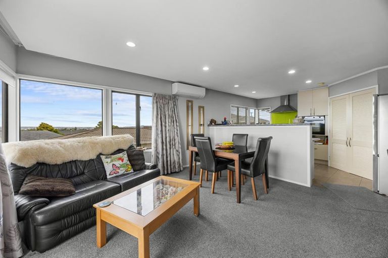 Photo of property in 207 Royal Road, Massey, Auckland, 0614