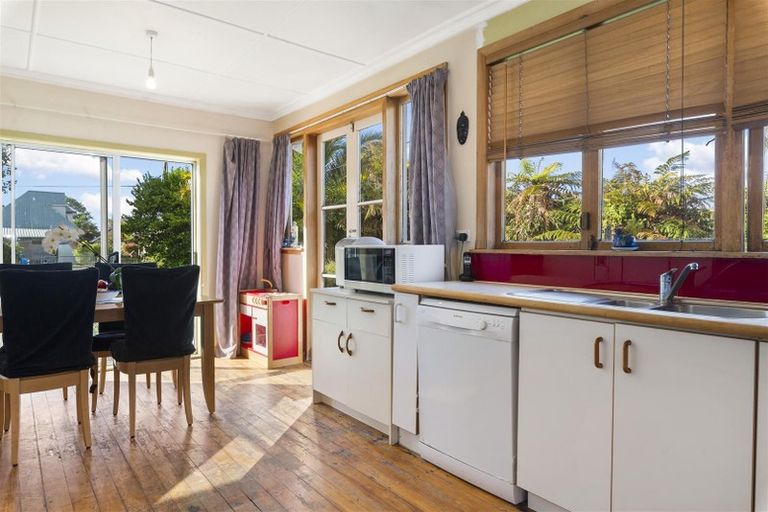 Photo of property in 12a Willow Avenue, Hannahs Bay, Rotorua, 3010