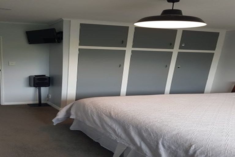 Photo of property in 2/125a Mackenzie Avenue, Woolston, Christchurch, 8023