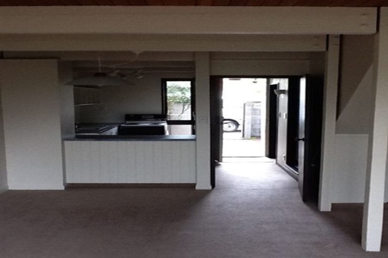 Photo of property in 2/67 Saint Albans Street, St Albans, Christchurch, 8014