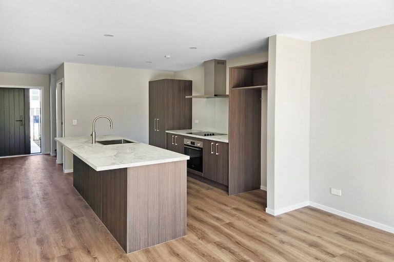 Photo of property in 7 Ruru Lane, Hurworth, New Plymouth, 4310