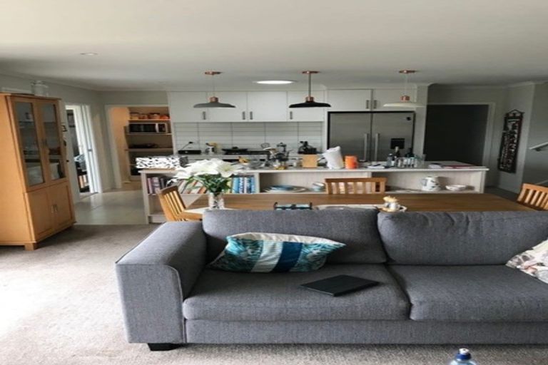 Photo of property in 42 Raithburn Terrace, Pokeno, 2402