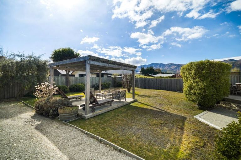 Photo of property in 56 Charles Court, Lake Hawea, Wanaka, 9382