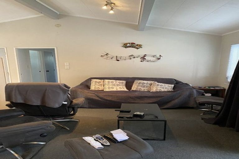 Photo of property in 44 Sandwich Road, St Andrews, Hamilton, 3200