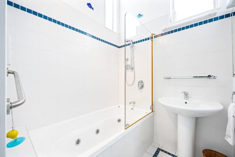 Photo of property in 11 Claude Street, Mangawhai Heads, Mangawhai, 0505