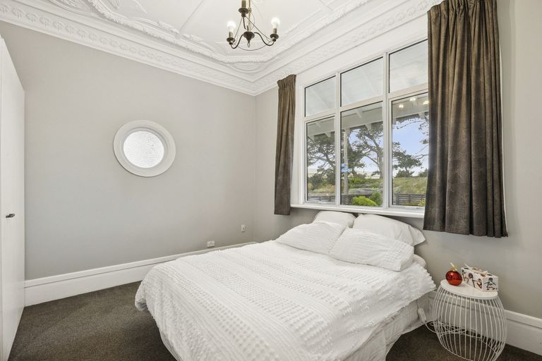 Photo of property in 124 Victoria Road, Saint Kilda, Dunedin, 9012